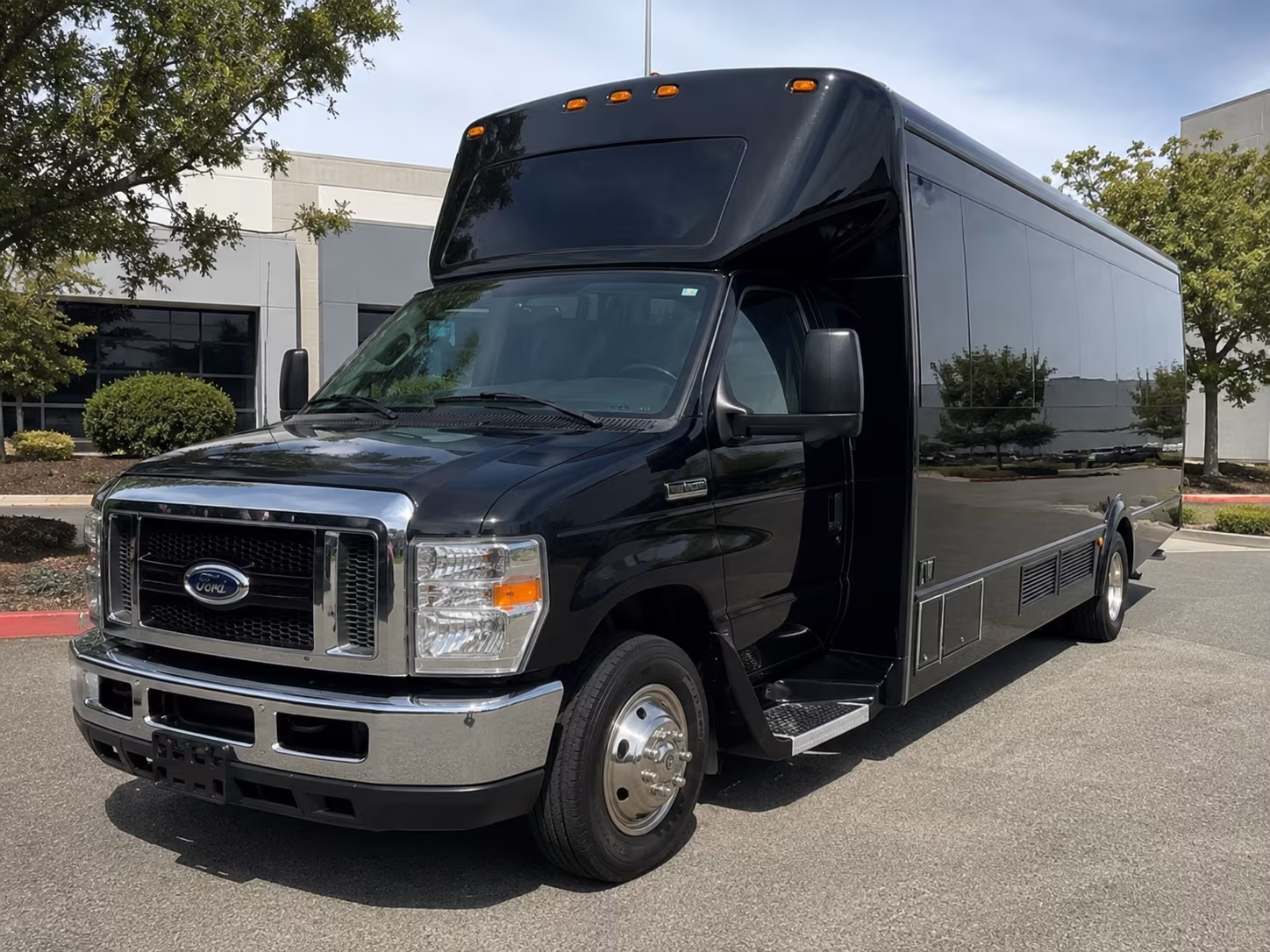 mount vernon bus rentals