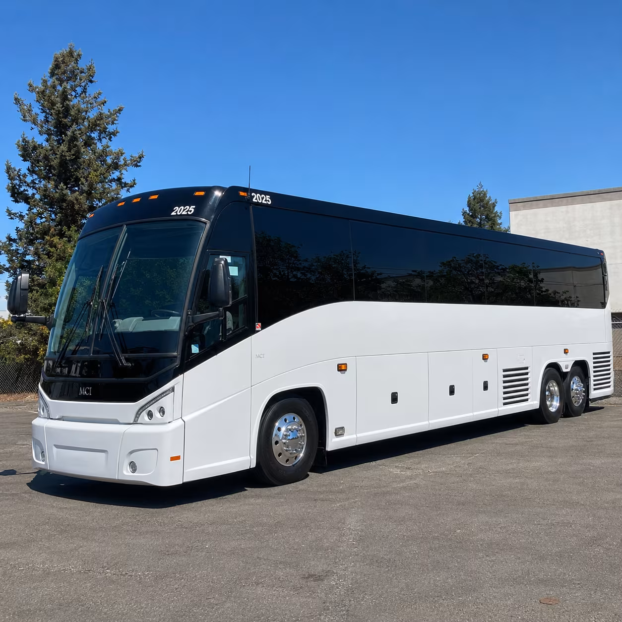 party buses and minibuses for summer in the park and stamford palace theatre shows