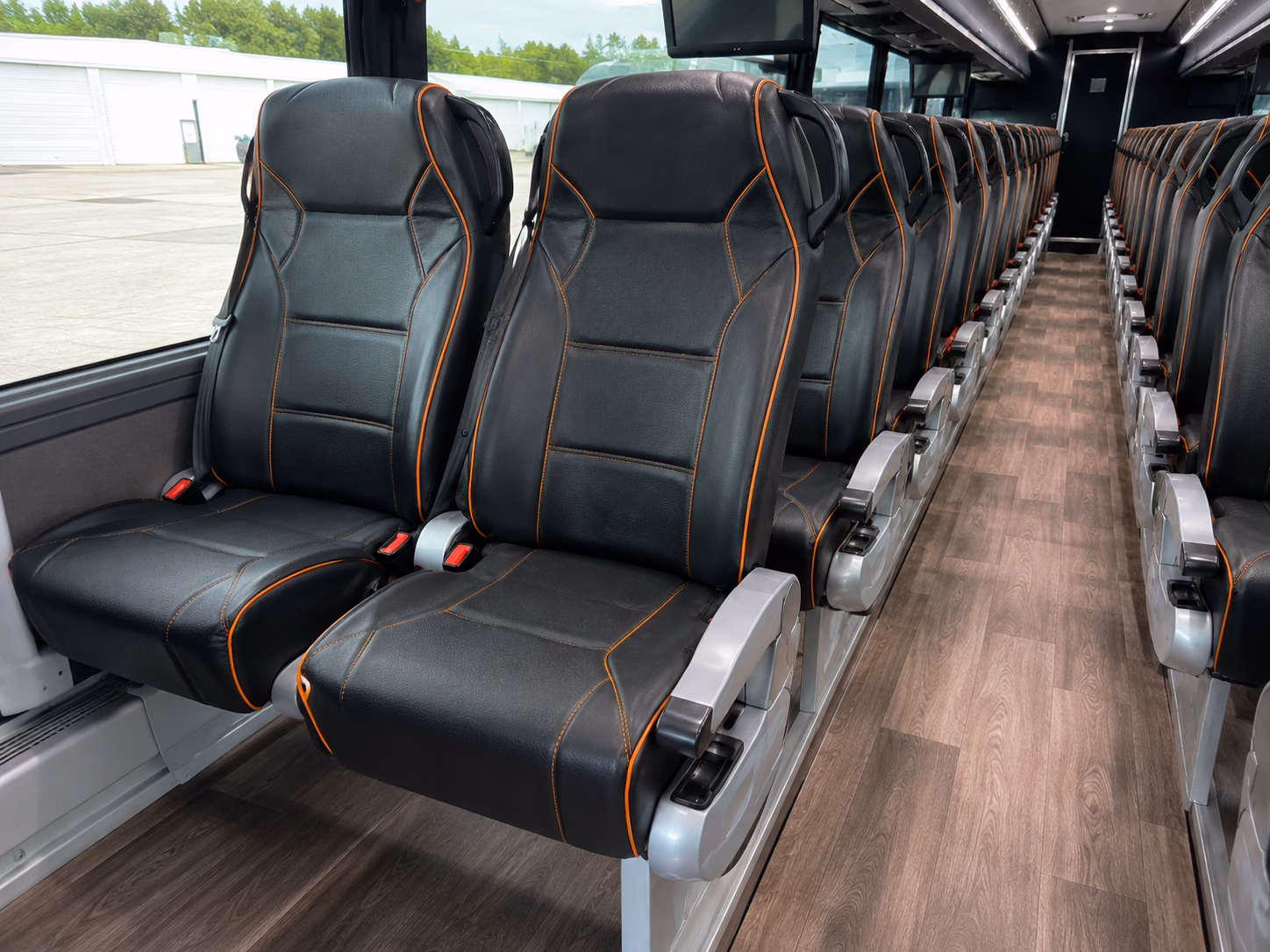 shuttle wedding guests between stamford station and your venue