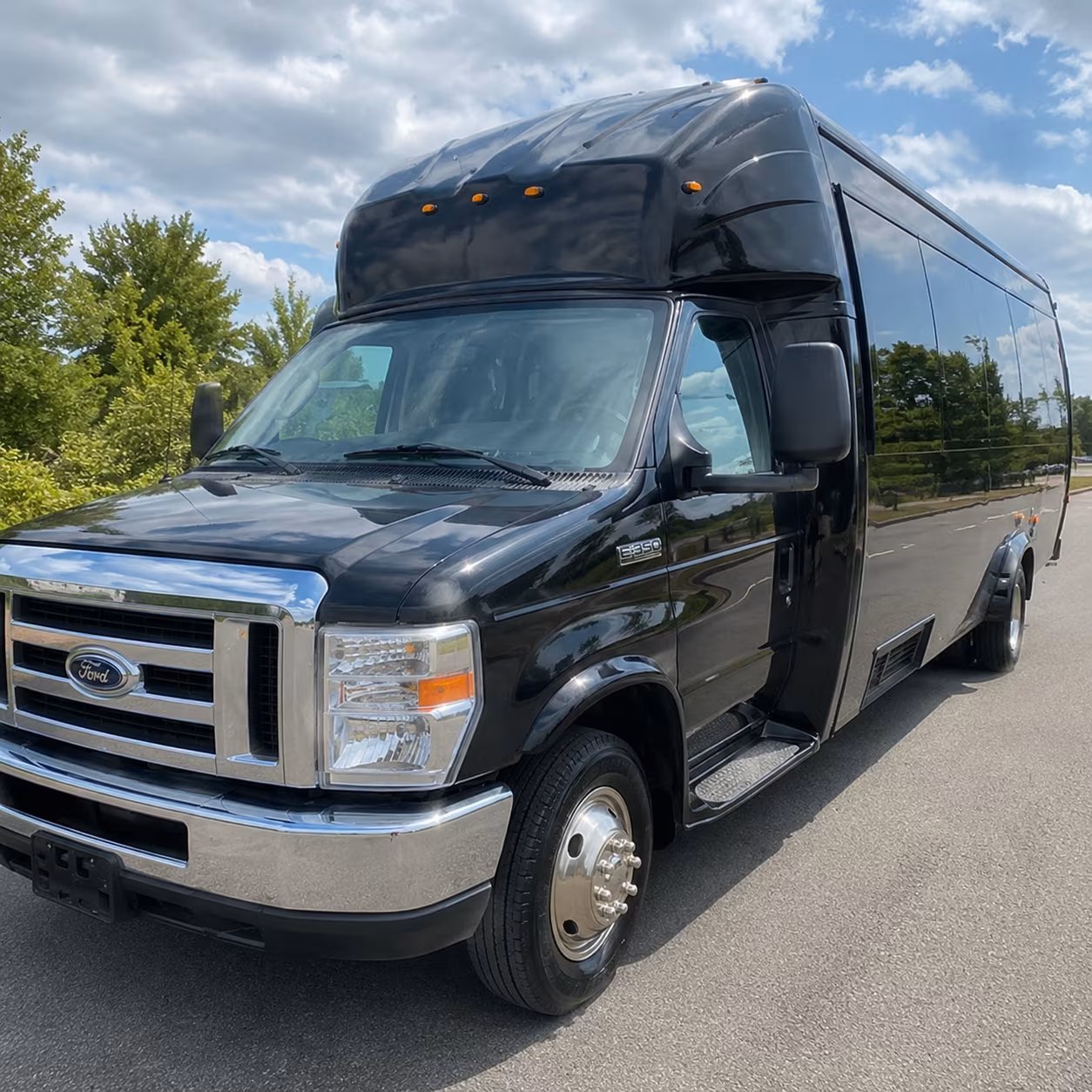 stamford concert party bus rental